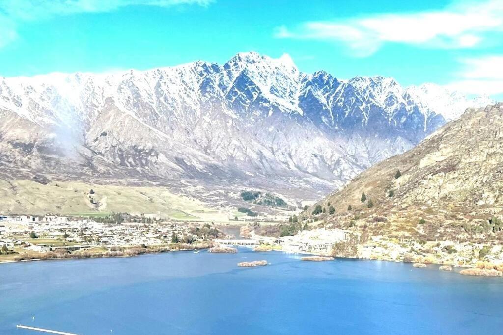 Views On Florence Queenstown Exterior foto